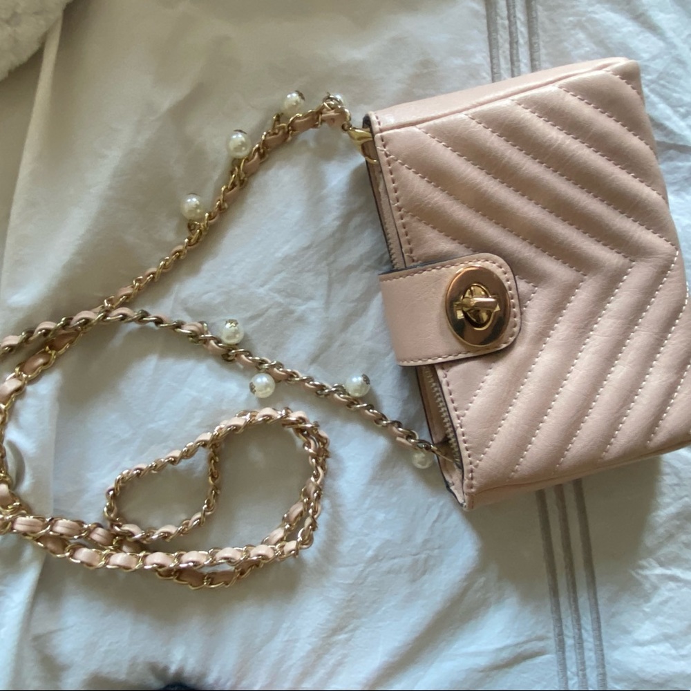 SMALL LIGHT PINK ALDO PURSE